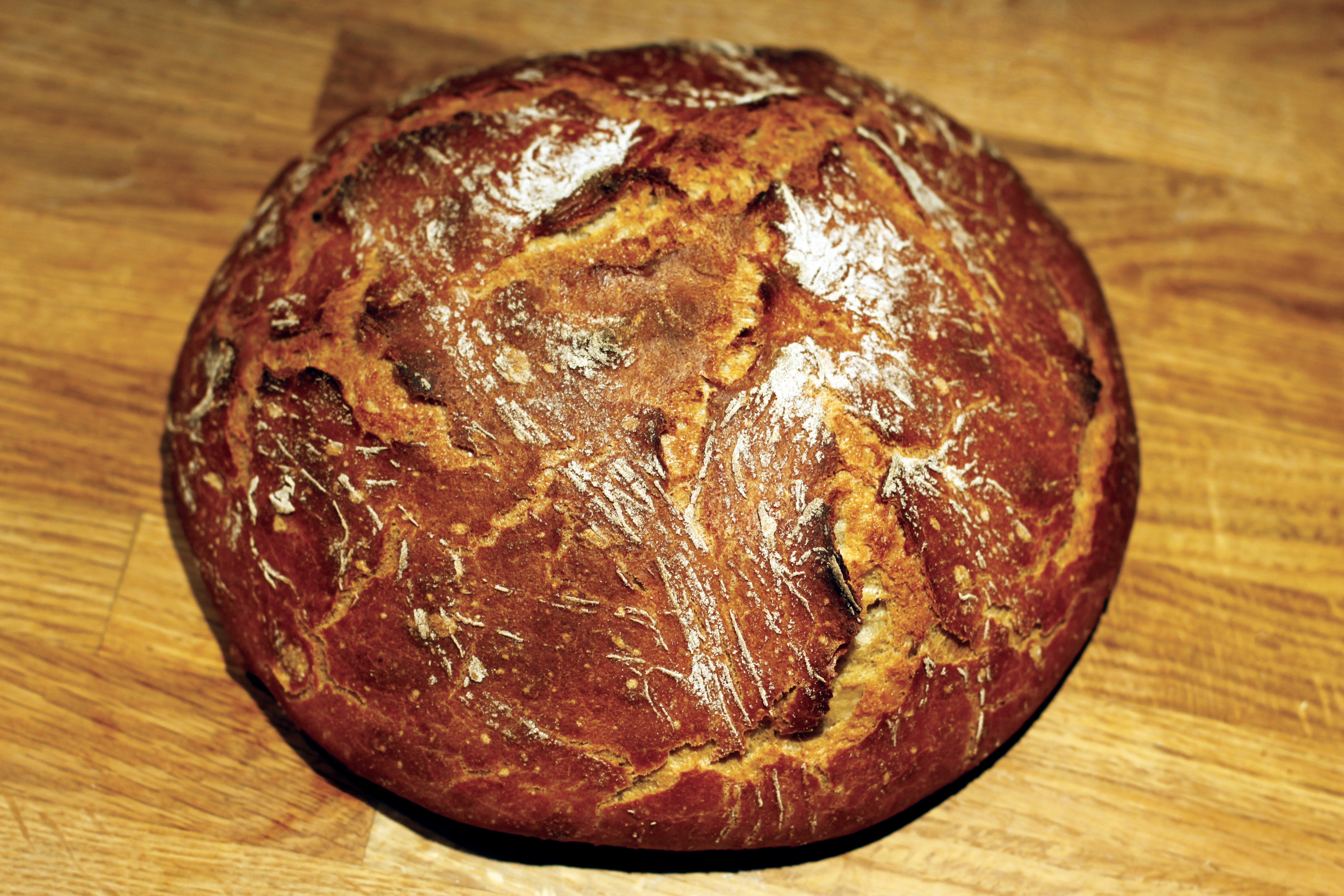 Round sourdough loaf